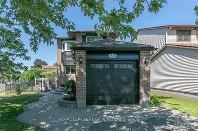 1884 PRESTWICK Drive, Orleans - Cumberland and Area, ON K1E 2T4