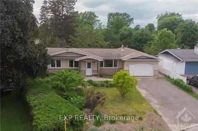 38 LEEMING Drive, Crystal Bay - Rocky Point - Bayshore, ON K2H 5P7