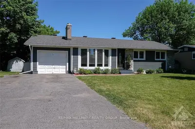 41 PRITCHARD Drive, South of Baseline to Knoxdale, ON K2G 1B2
