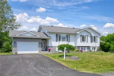 18364 LANA Drive, South Glengarry, ON K6H 5R5