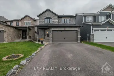 1102 BECKETT Crescent, Stittsville - Munster - Richmond, ON K2S 0Y9