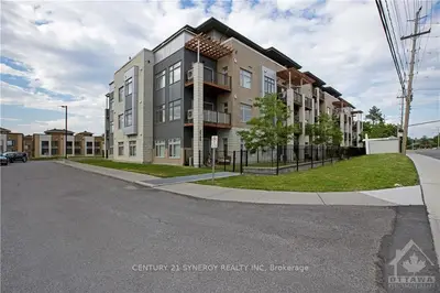 2785 BASELINE Road 208, Parkway Park - Queensway Terrace S and Area, ON K2H 1G9