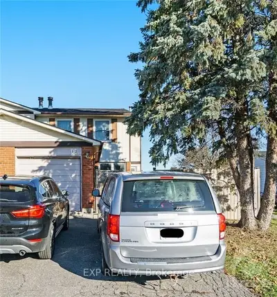 12 GLAMORGAN Drive, Kanata, ON K2L 1P9
