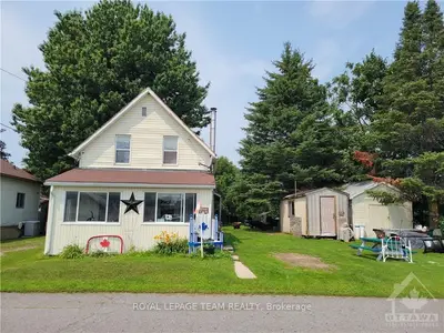 10599 MAPLE Street, North Dundas, ON K0E 1W0