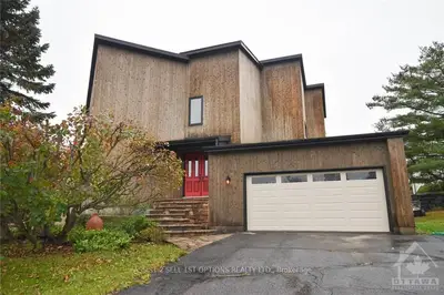 1438 GERALD Street 2, Orleans - Cumberland and Area, ON K4A 3N2
