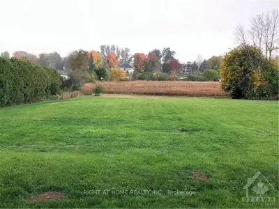 1500 RIVER Road, Manotick - Kars - Rideau Twp and Area, ON K4M 1B4