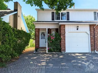 1315 SUMMERVILLE Avenue, Carlington - Central Park, ON K1Z 8G7