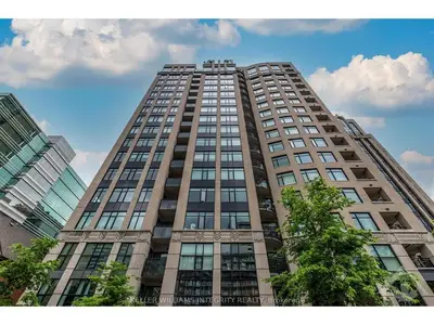 235 Kent Street 1801, Ottawa Centre, On K2p 1z9