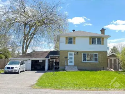 68 CANTER Boulevard, Meadowlands - Crestview and Area, ON K2G 2M5