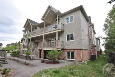 1109 STITTSVILLE MAIN Street L, Stittsville - Munster - Richmond, ON K2S 0C7
