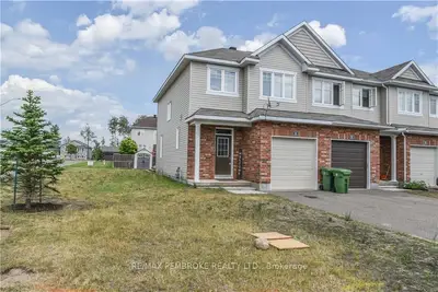 1 MCNAMARA Street, Petawawa, ON K8H 0C4