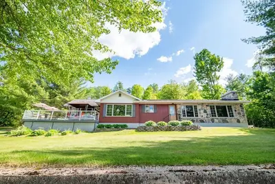 27 GARDENVIEW Lane, Laurentian Hills, ON K0J 1J0