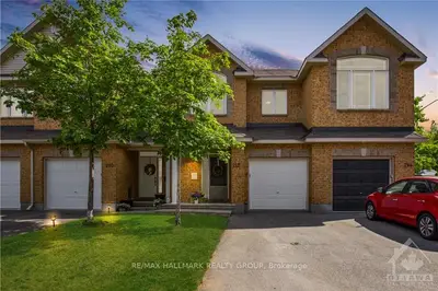 212 TALLTREE Crescent, Stittsville - Munster - Richmond, ON K2S 0A9