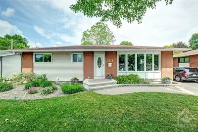 1139 GATEWAY Road, Parkway Park - Queensway Terrace S and Area, ON K2C 2W8