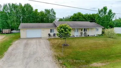 23 VERA Crescent, Whitewater Region, ON K0J 1C0