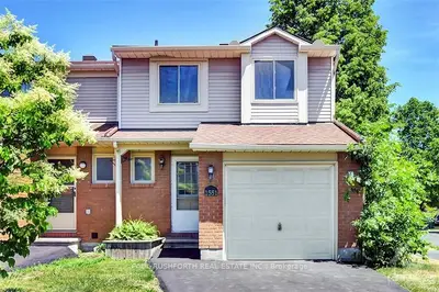 1551 HOSKINS Crescent, Orleans - Cumberland and Area, ON K1C 2G3