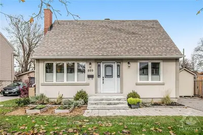 809 Raglan Avenue, Elmvale Acres And Area, On K1g 1m3
