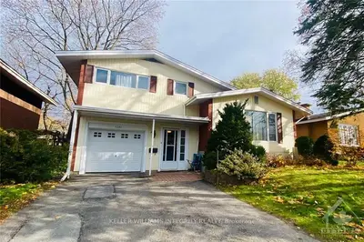 1281 PLACID Street, Parkway Park - Queensway Terrace S and Area, ON K2C 3A8