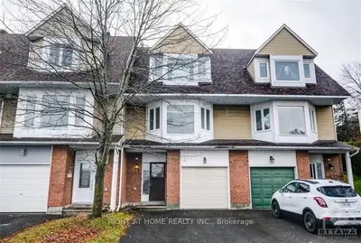 19 DURBIN Court, Kanata, ON K2L 3T7