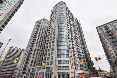 195 BESSERER Street 401, Lower Town - Sandy Hill, ON K1N 0B6