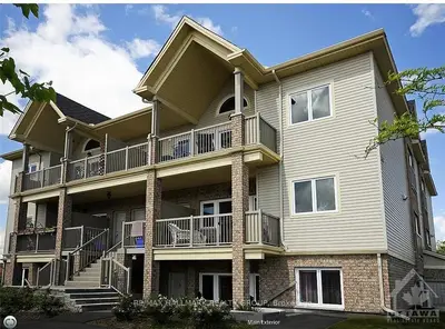 1101 Stittsville Main Street D, Stittsville - Munster - Richmond, ON K2S 0C7