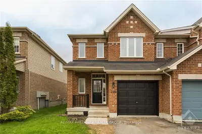 210 BOOKTON Place, Blossom Park - Airport and Area, ON K1V 2H3