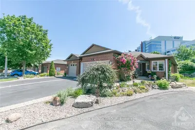 48 Quinterra Court, Hunt Club - Windsor Park Village And Area, On K1v 1k8