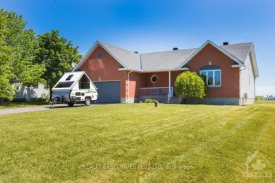 3415 HEIDI Street, Orleans - Cumberland and Area, ON K4B 1P3