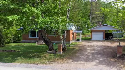 1046 MILLER Road, Laurentian Hills, ON K0J 1J0
