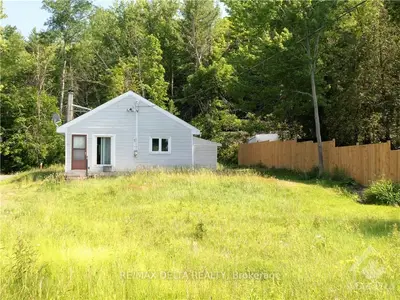 182 DALLAIRE Street 16, Clarence-Rockland, ON K4K 1K7