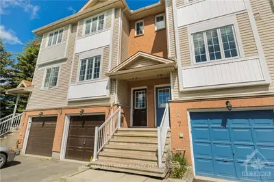 5 SCOUT Street, Carlington - Central Park, ON K2C 4B9
