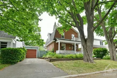 630 BRIERWOOD Avenue, Carlingwood - Westboro and Area, ON K2A 2H9