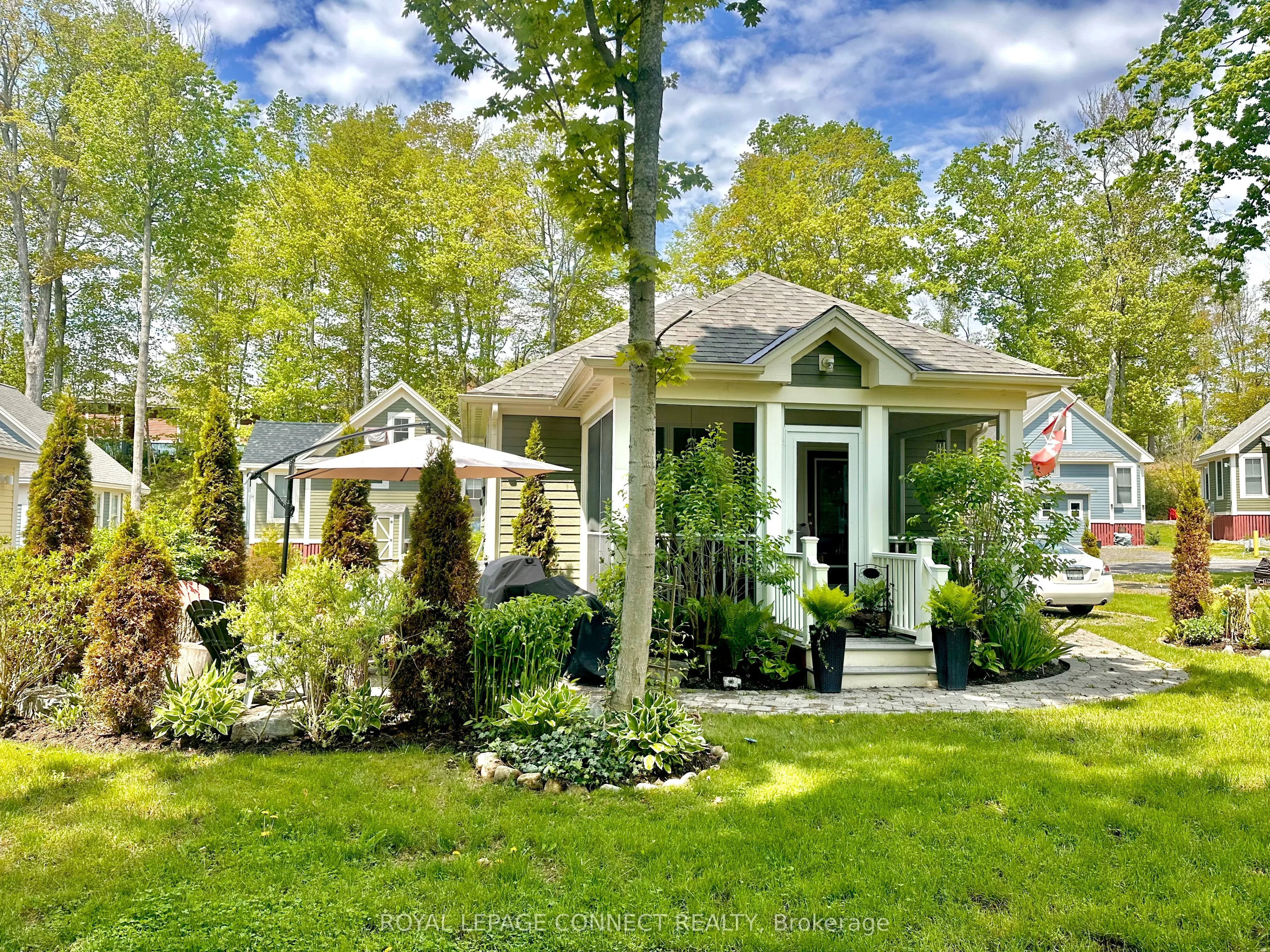 7 Hollow Lane E 217, Prince Edward County, On K0k 1p0