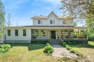 1807 WILLIAM HODGINS Lane, Carp - Huntley Ward, ON K0A 1L0