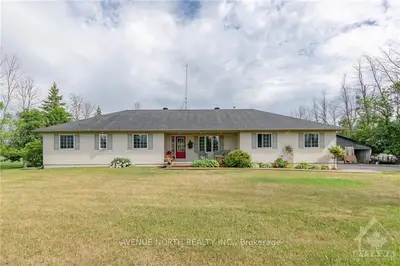 11928 CLOVERDALE Road, North Dundas, ON K0C 2K0