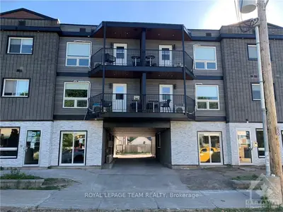 238 CARRUTHERS Avenue 204, West Centre Town, ON K1Y 1N9