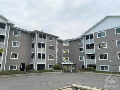 316 Lorry Greenberg Drive 124, Hunt Club - South Keys and Area, ON K1T 2P4