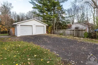 43 B NORWAY SPRUCE Street, Stittsville - Munster - Richmond, ON K2S 1P5