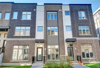 217 MAKADEWA, Manor Park - Cardinal Glen and Area, ON K4K 4Z9