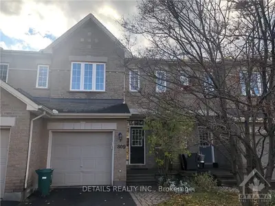 809 SCHOONER Crescent, Blossom Park - Airport and Area, ON K1V 1Y8