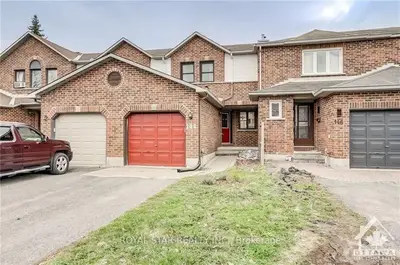 144 SOUTHPORT Drive, Hunt Club - South Keys and Area, ON K1T 3P5