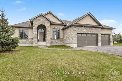 100 Lake Trail Road, Greely - Metcalfe - Osgoode - Vernon And Area, On K4p 0g3