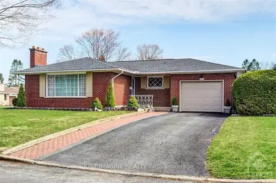 1477 LEXINGTON Street, Mooneys Bay - Carleton Heights and Area, ON K2C 1S2