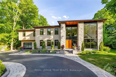410 WOOD Avenue, Rockcliffe Park, ON K1M 1J9