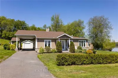 10 FERRY Road, Hawkesbury, ON K0B 1B0