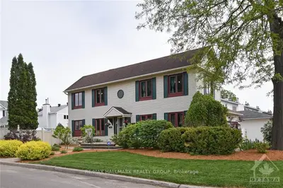 2744 MOZART Court, Blossom Park - Airport and Area, ON K1T 2P3