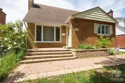 2016 DORVAL Avenue, Elmvale Acres and Area, ON K1G 2N8