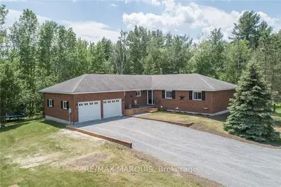 5330 COUNTY ROAD 15 Road, South Stormont, ON K0C 1P0