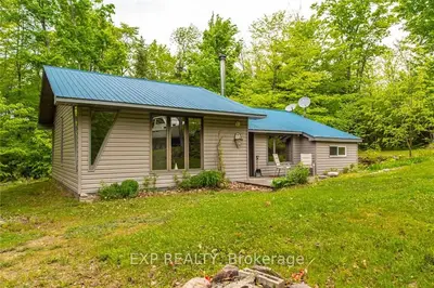 371 SUNNY HILL Road, Madawaska Valley, ON K0J 1B0