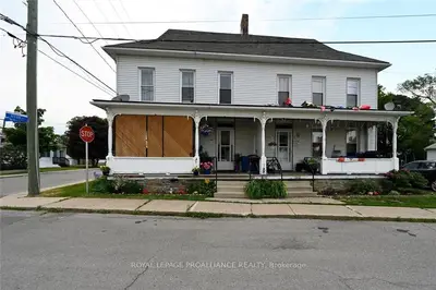 690 WEST Street, Prescott, ON K0E 1T0